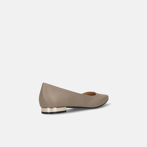 予約：2026SS：アクセントヒール フラットシューズ（4797）グレージュ